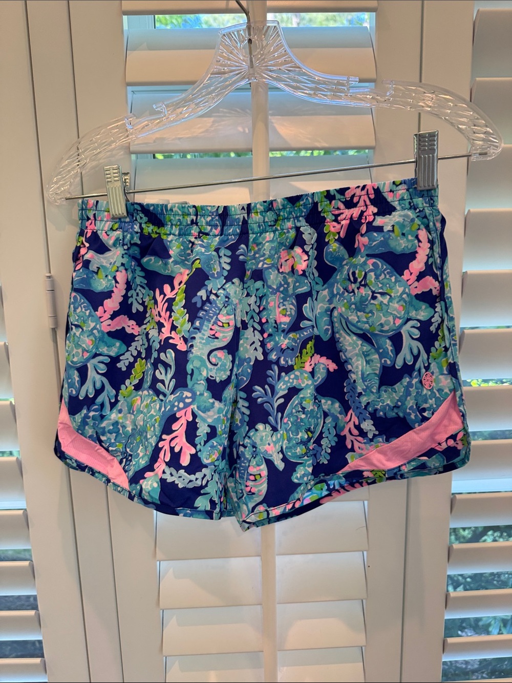 Lilly Pulitzer Luxletic Shorts in Turtle Villa
